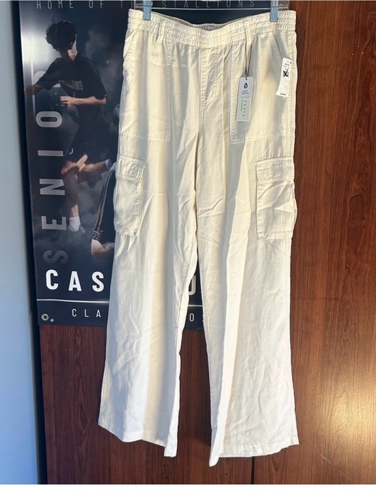 sincluary Pants - Women Cream Cargo Wide-Leg Pants